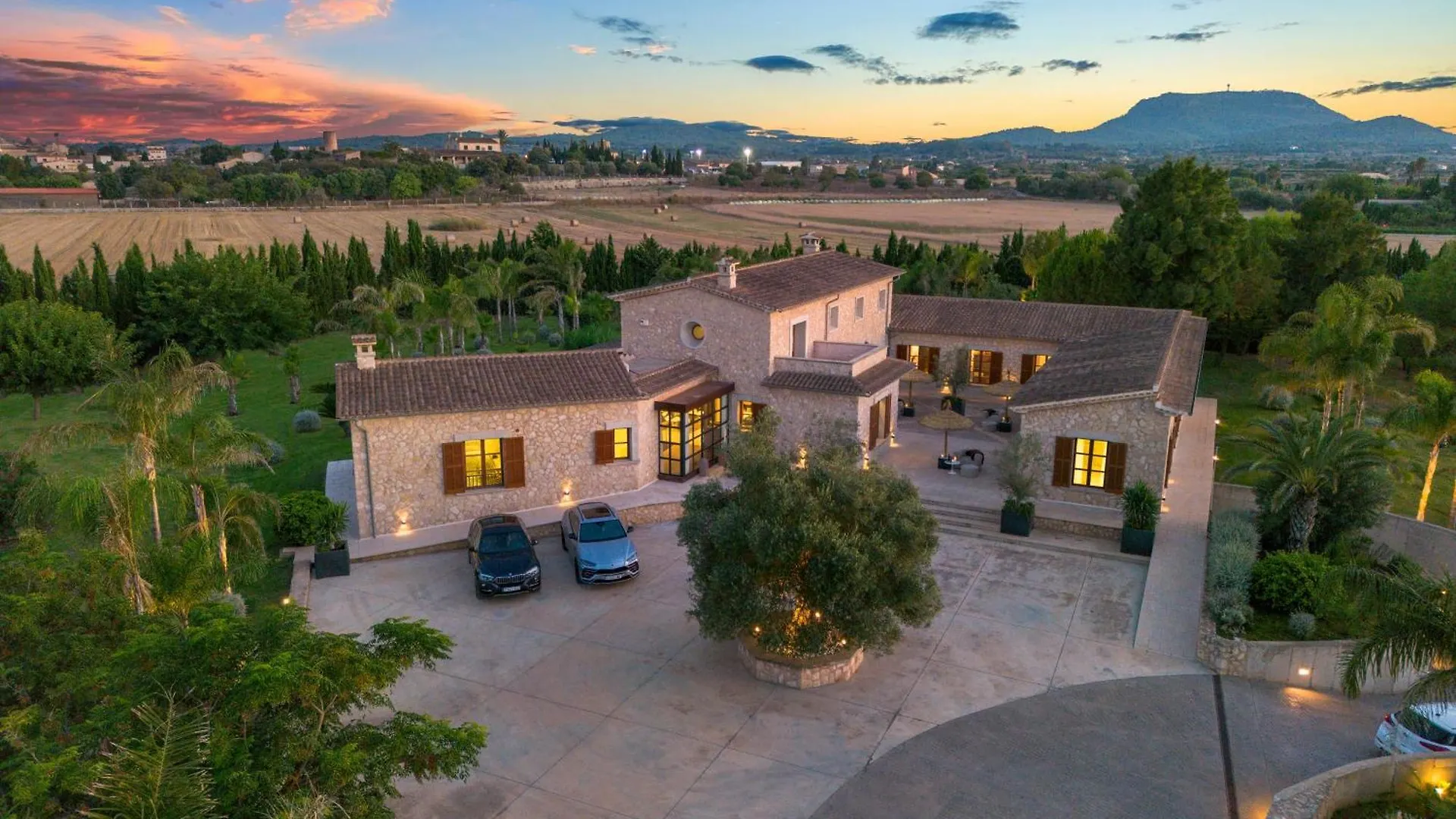 Finca Passion Near Palma 몬투이리